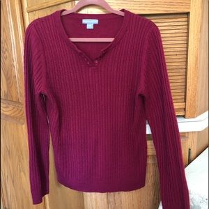 Berry lightweight 100% acrylic sweater Large